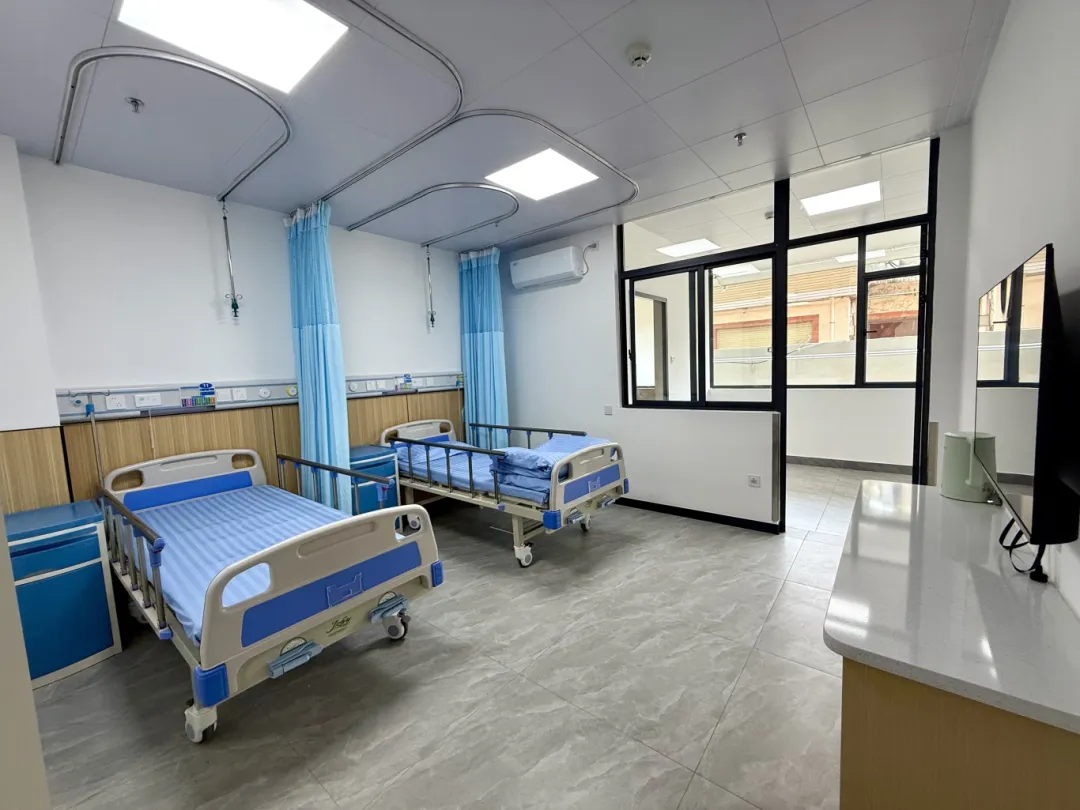 新楼启用,平南骨科